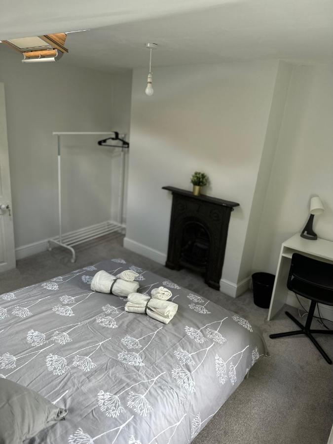 Quarto em Acomodações Particulares Cozy Double And Triple In Greenwich